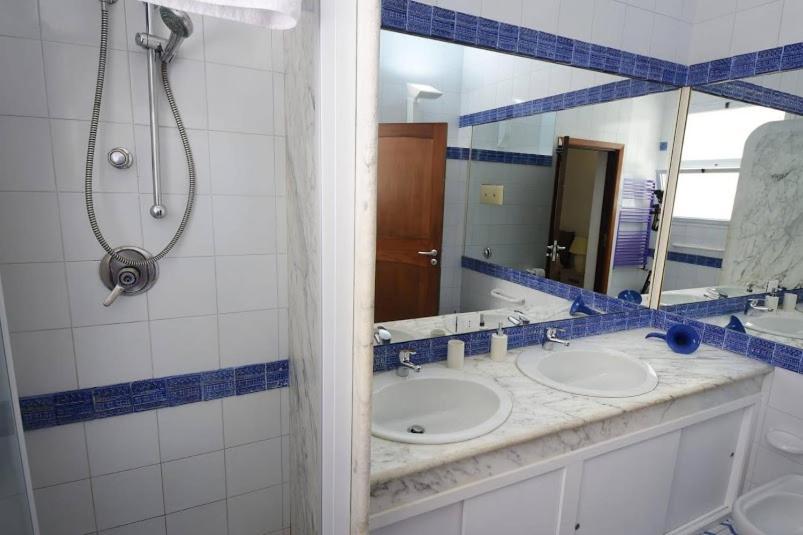VILLA AZZURRA beachfront Mondello - Palermo Esterno foto